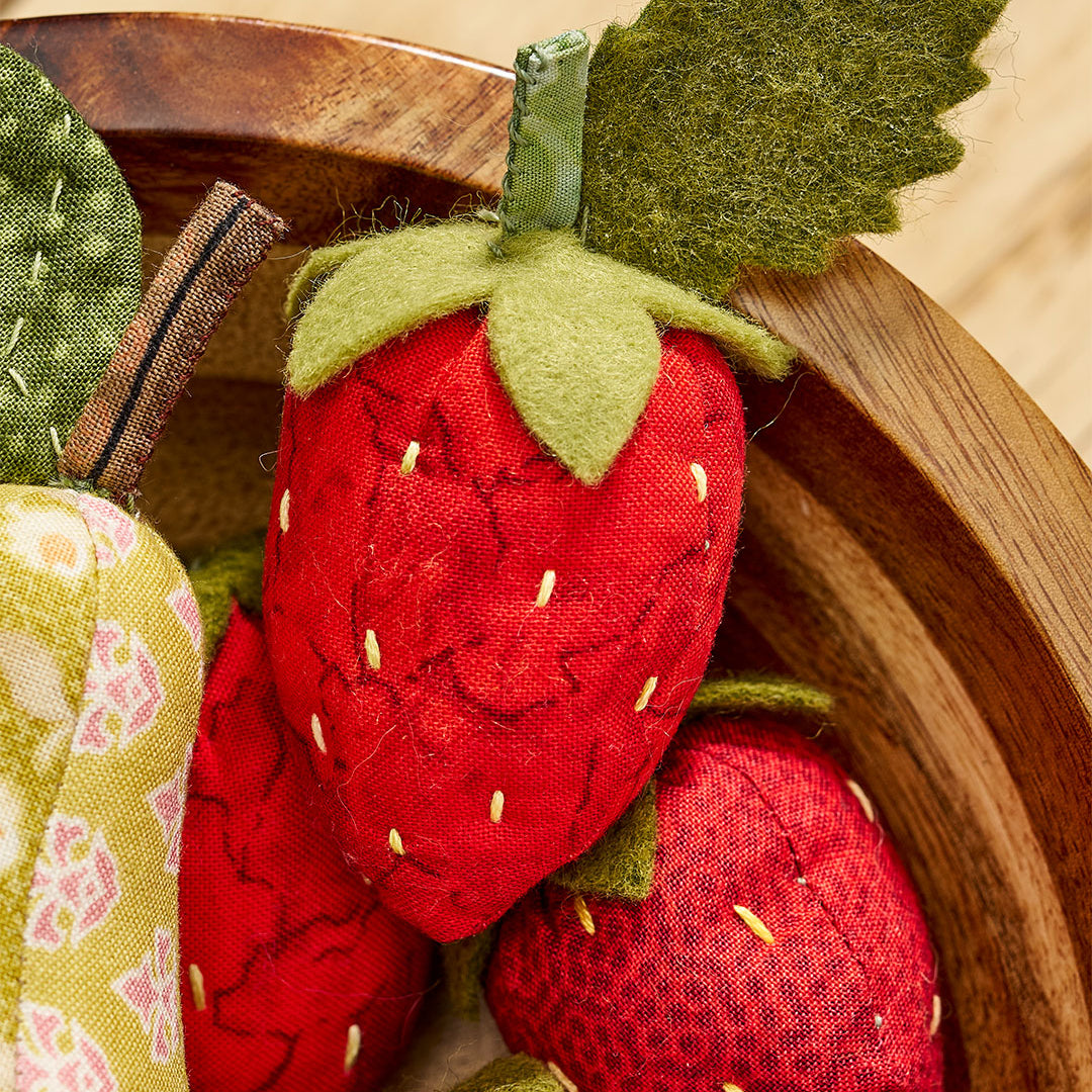3D Strawberry and Pear Fruit Pattern PDF