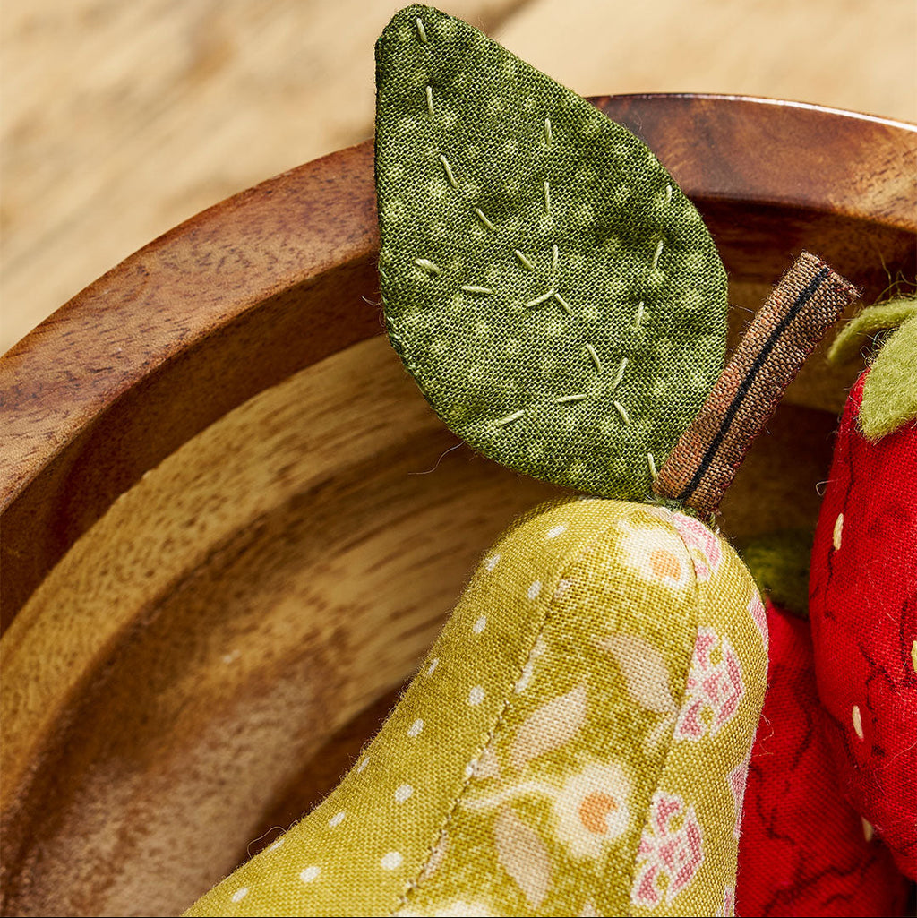3D Strawberry and Pear Fruit Pattern PDF
