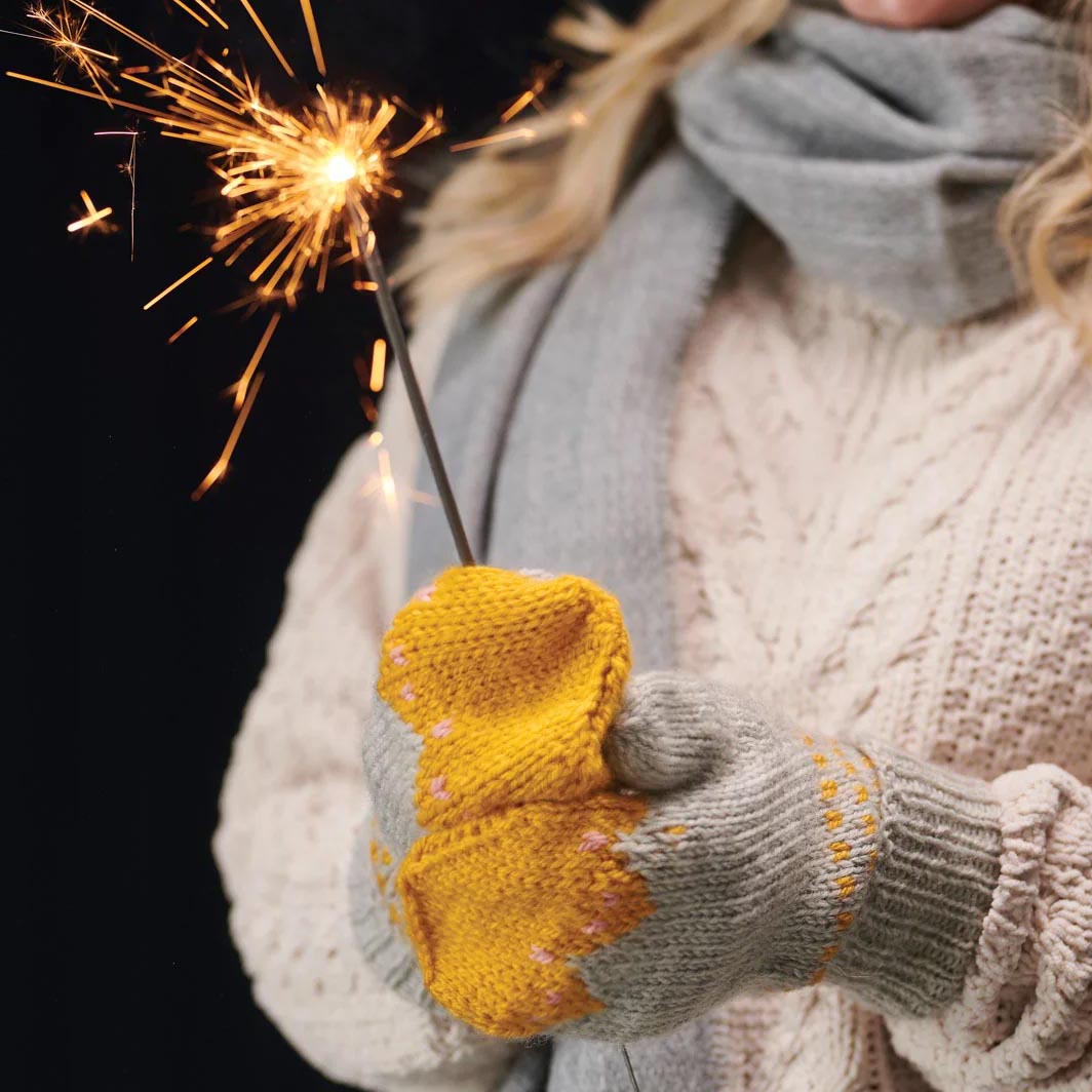 Colour Block Mittens Knitting Pattern PDF