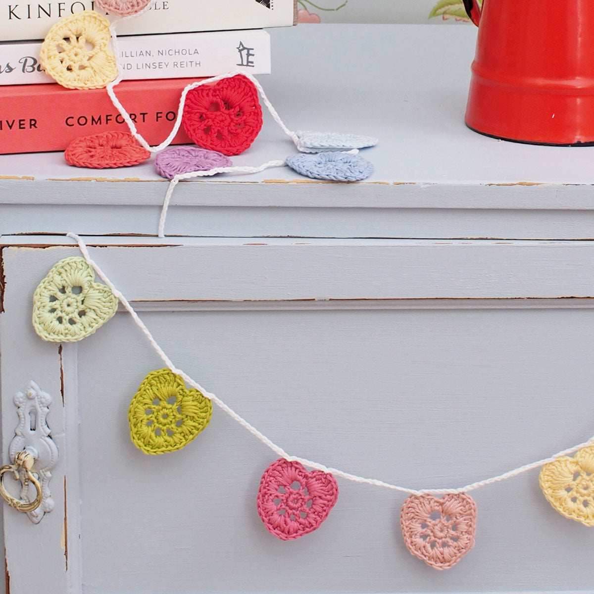 Heart garland crochet pattern