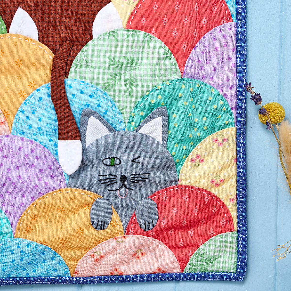 Clamshell Cats Mini Quilt Pattern PDF