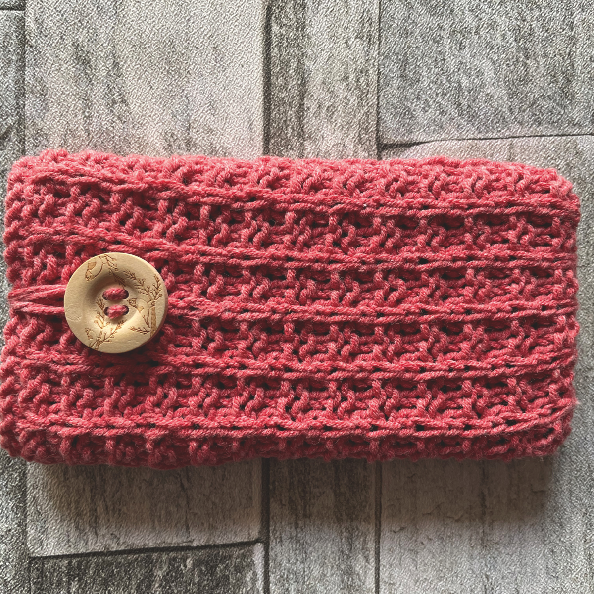 Slip Stitch Phone Cover Knitting Pattern PDF
