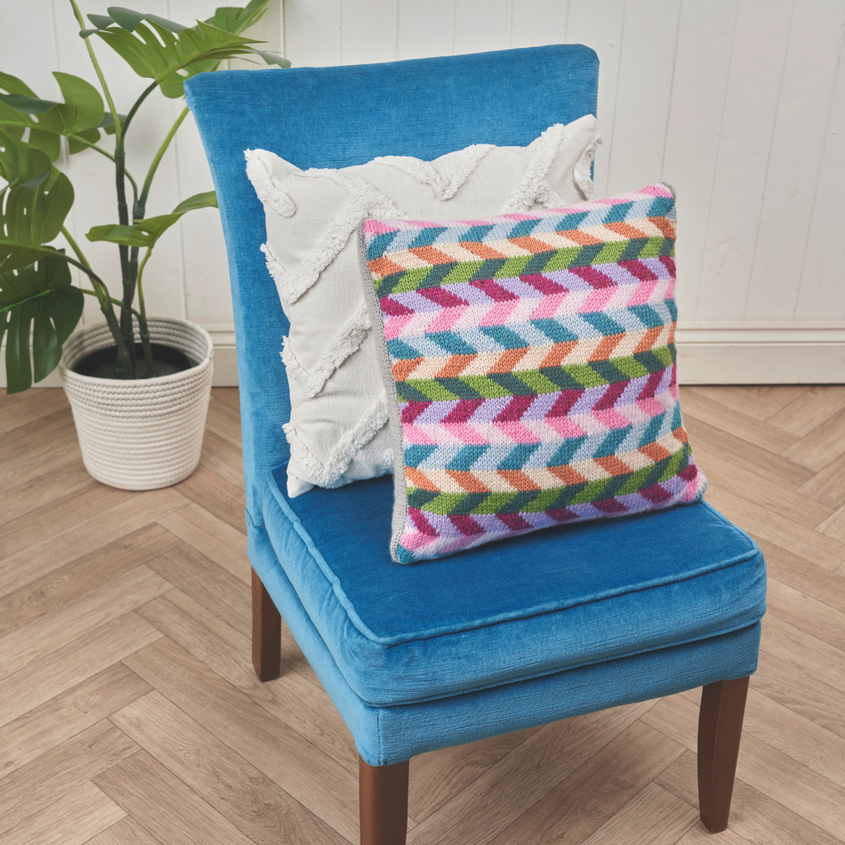 Zigzag Cushion Knitting Pattern PDF
