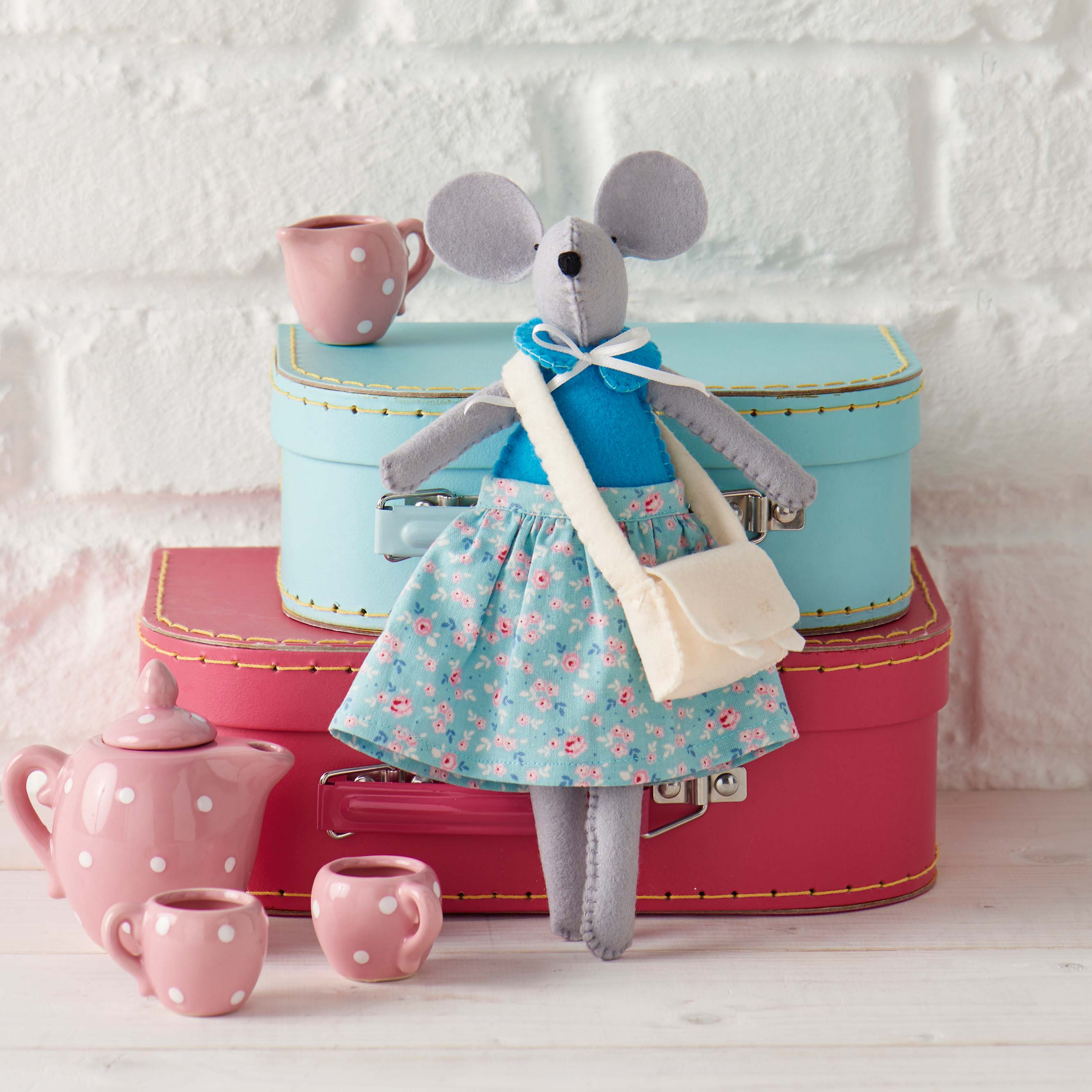 Olivia Mouse Toy Sewing Pattern PDF